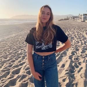 Meet your Posher, Sharon